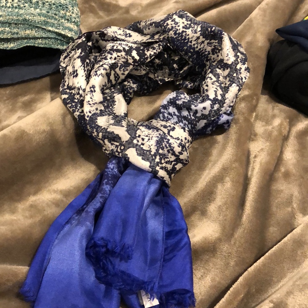 CALVIN KLEIN Silk Scarf